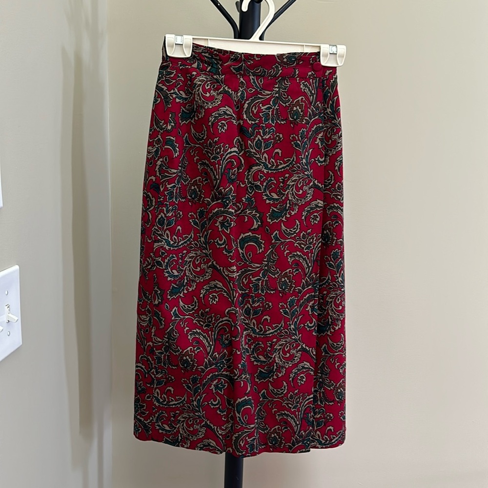 Women's Red Paisley Midi Skirt - Unbranded